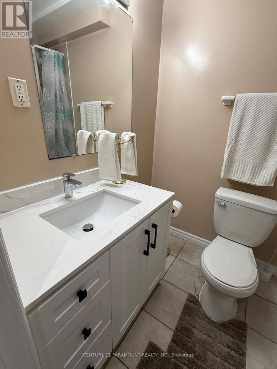 7275 VILLAGE WALK, Mississauga (Meadowvale Village), Ontario, L5W1V7 — Photo 8