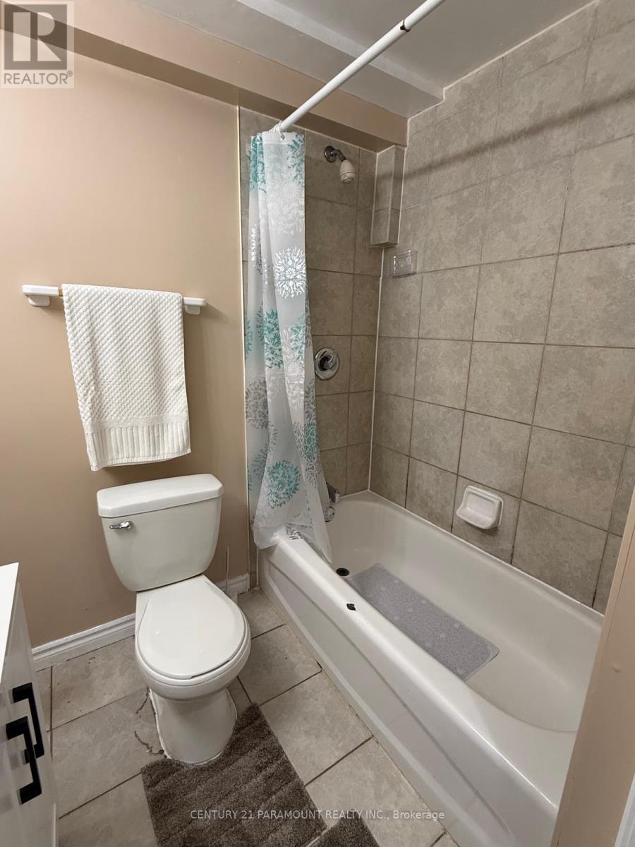 7275 VILLAGE WALK, Mississauga (Meadowvale Village), Ontario, L5W1V7 — Photo 9