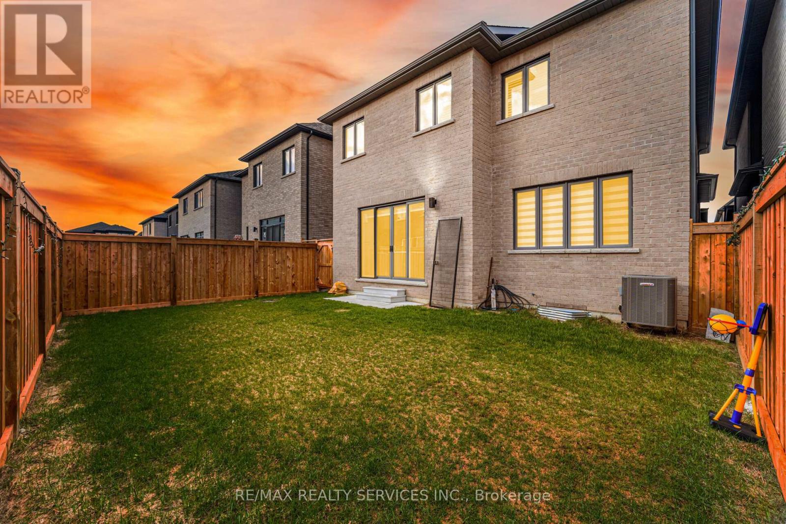 26 GATHERWOOD TERRACE, Caledon, Ontario, L7C4M5 — Photo 49