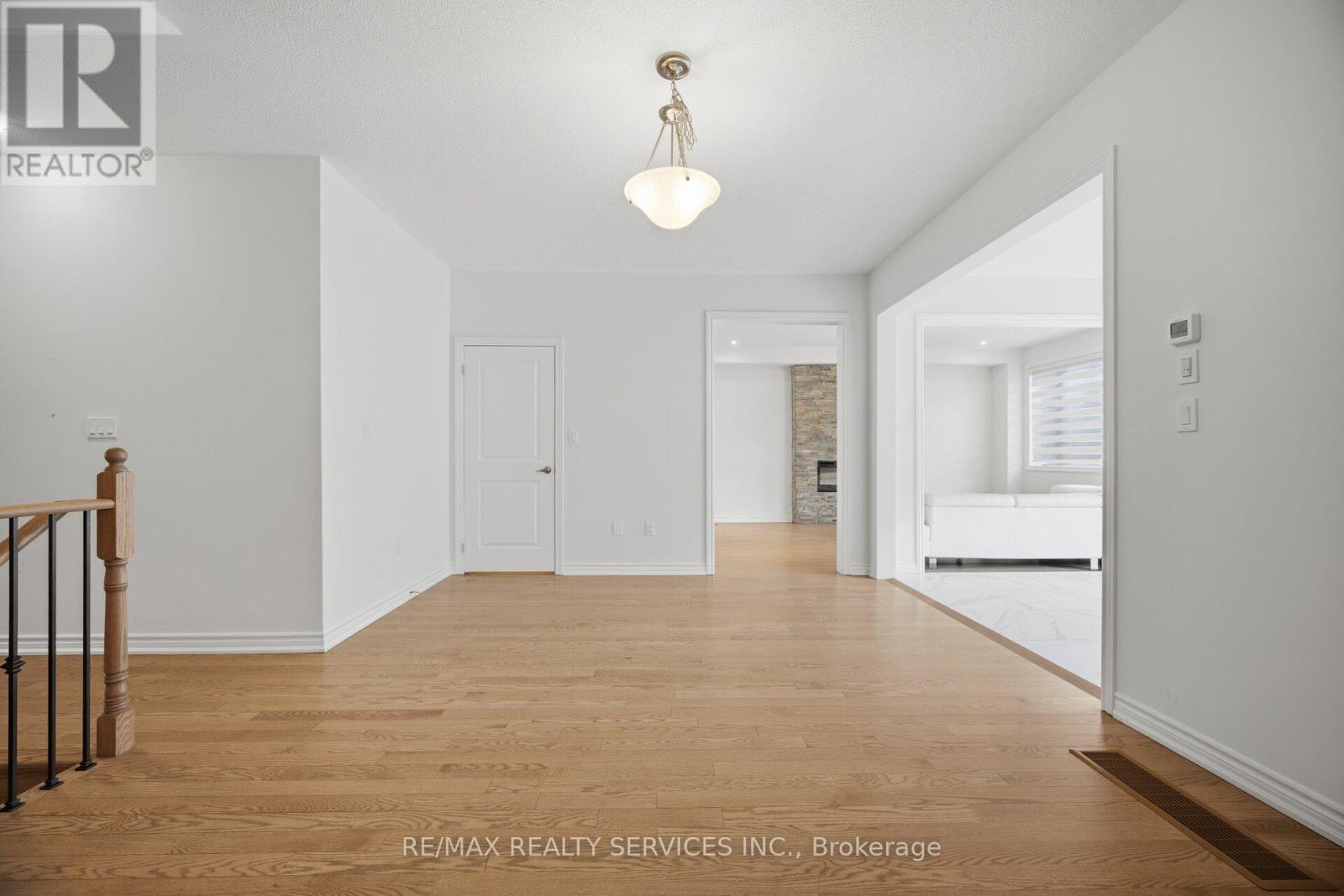 26 GATHERWOOD TERRACE, Caledon, Ontario, L7C4M5 — Photo 9