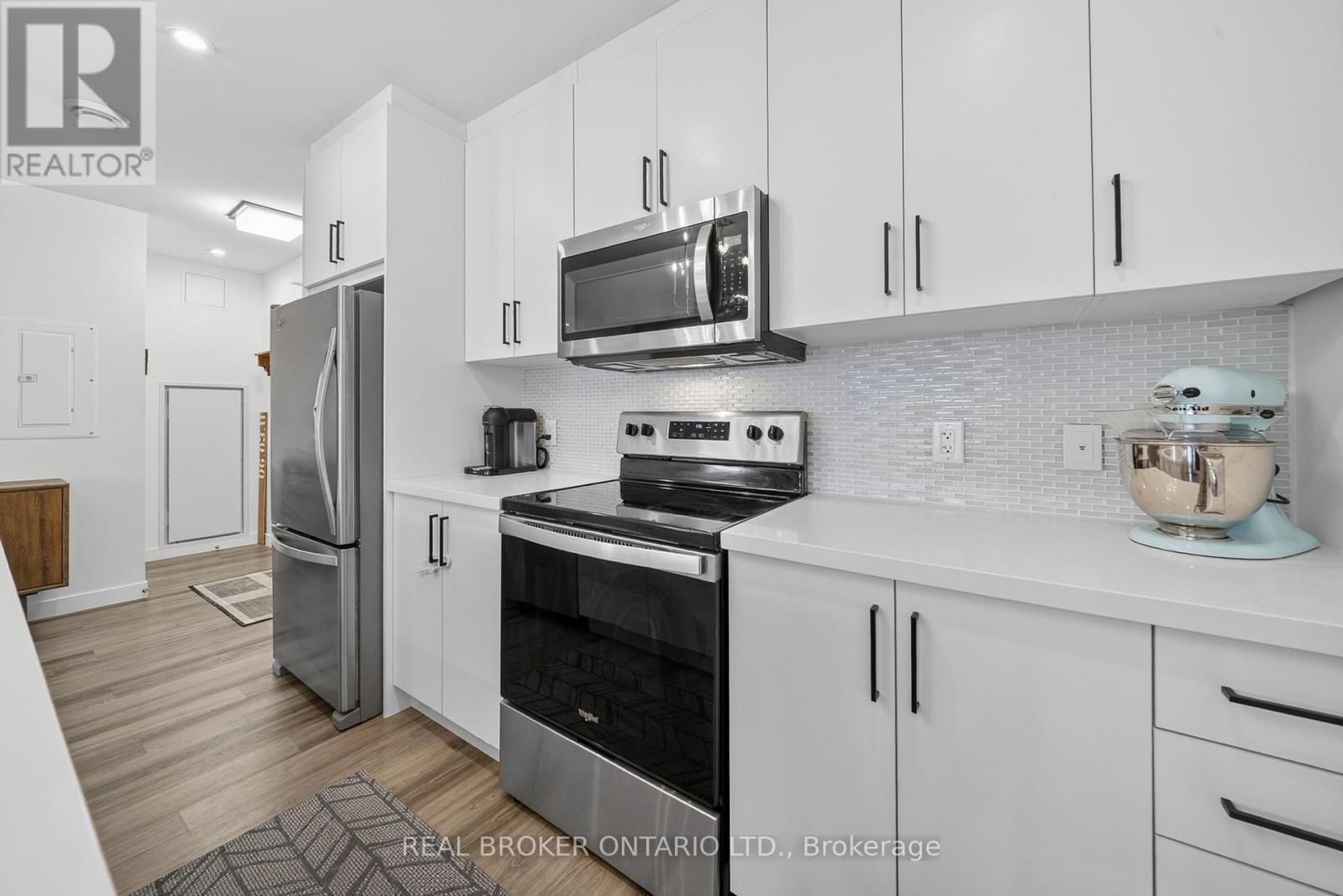 106 - 479 CHARLTON AVENUE E, Hamilton (Stinson), Ontario, L8N0B4 — Photo 6