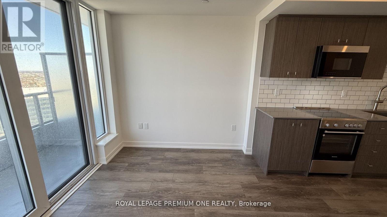 2414 - 15 WELLINGTON STREET S, Kitchener, Ontario, N2G0E4 — Photo 14