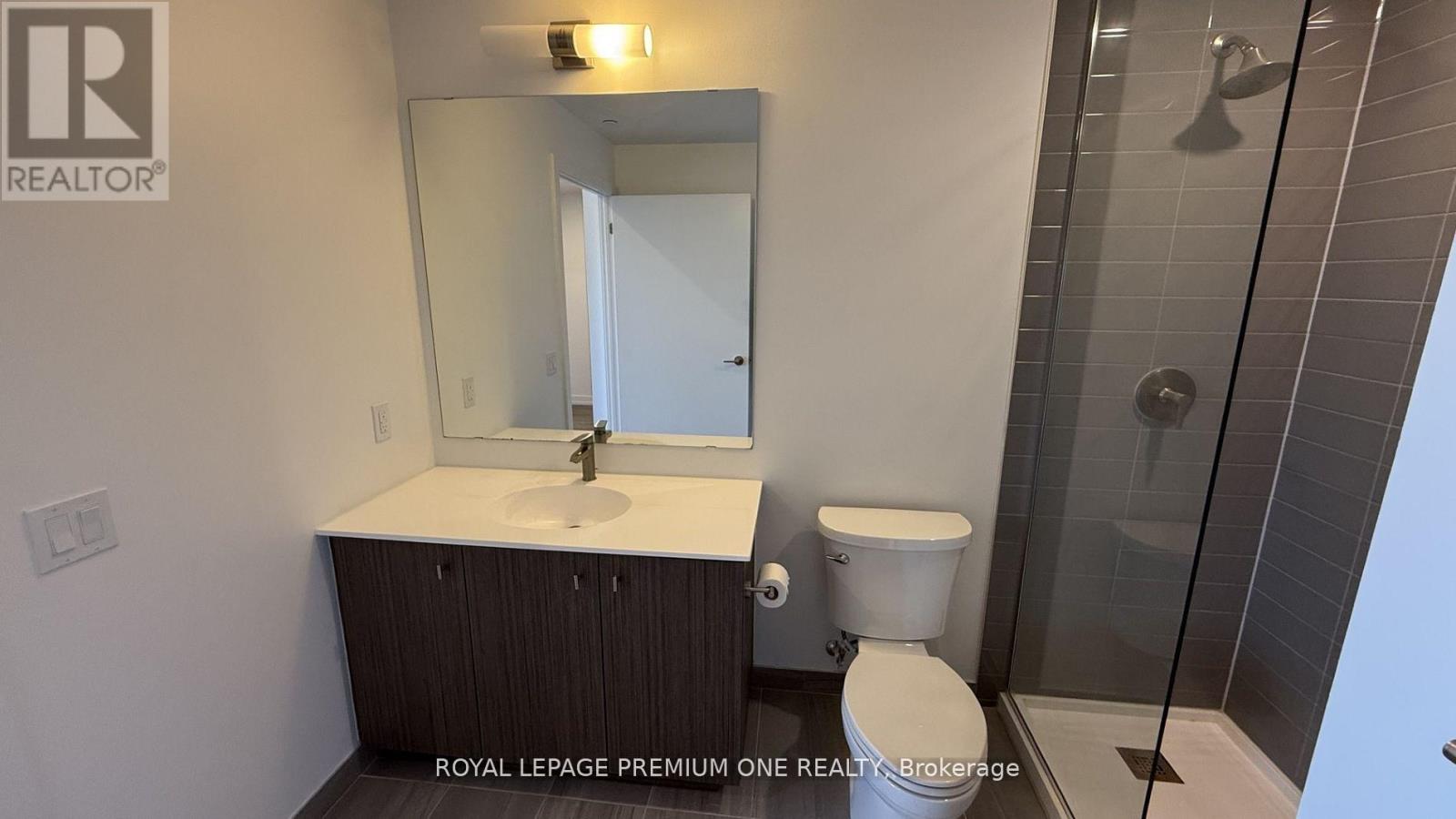 2414 - 15 WELLINGTON STREET S, Kitchener, Ontario, N2G0E4 — Photo 17