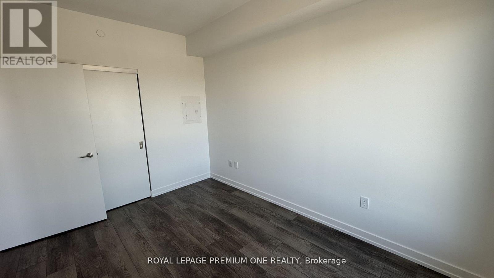 2414 - 15 WELLINGTON STREET S, Kitchener, Ontario, N2G0E4 — Photo 23