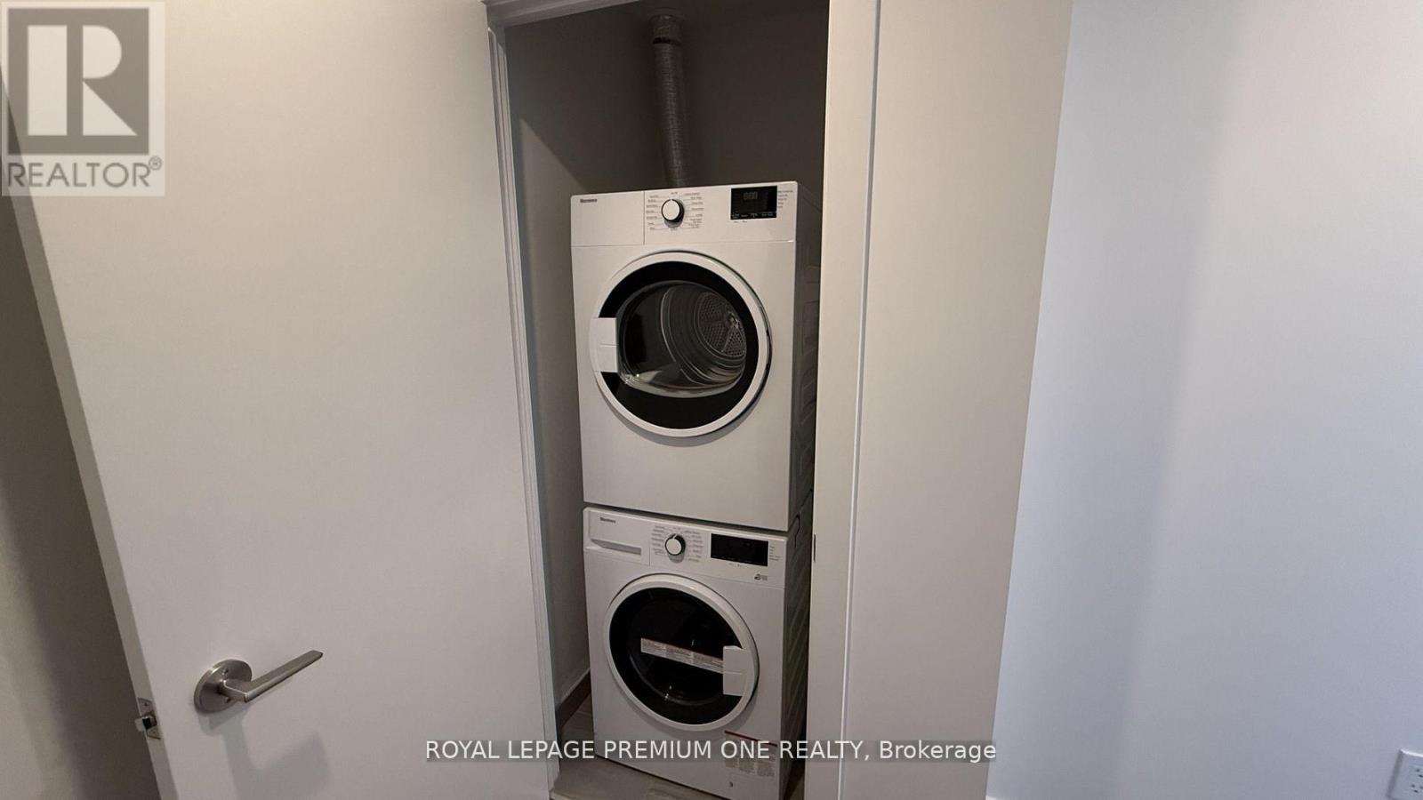 2414 - 15 WELLINGTON STREET S, Kitchener, Ontario, N2G0E4 — Photo 30