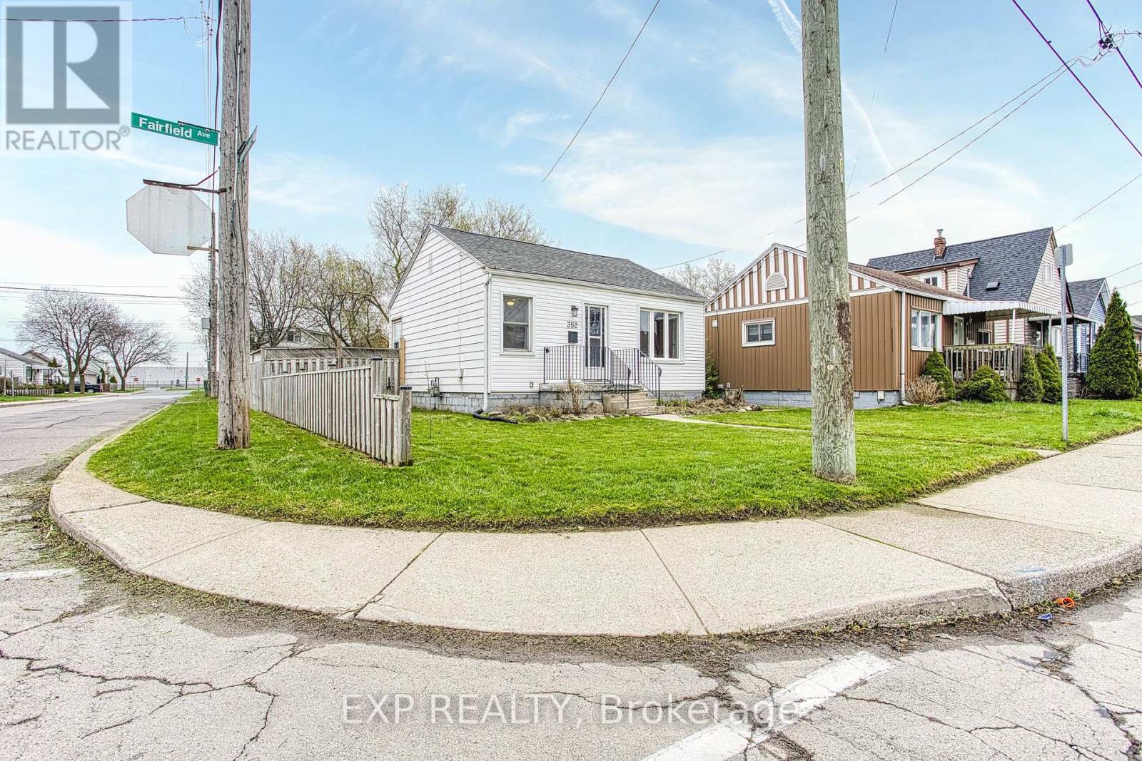 352 FAIRFIELD AVENUE, Hamilton (Homeside), Ontario, L8H5H8 — Photo 4