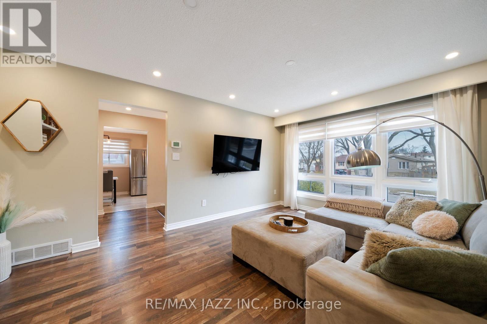 1007 CARDINAL COURT, Oshawa (Eastdale), Ontario, L1G6Y3 — Photo 8