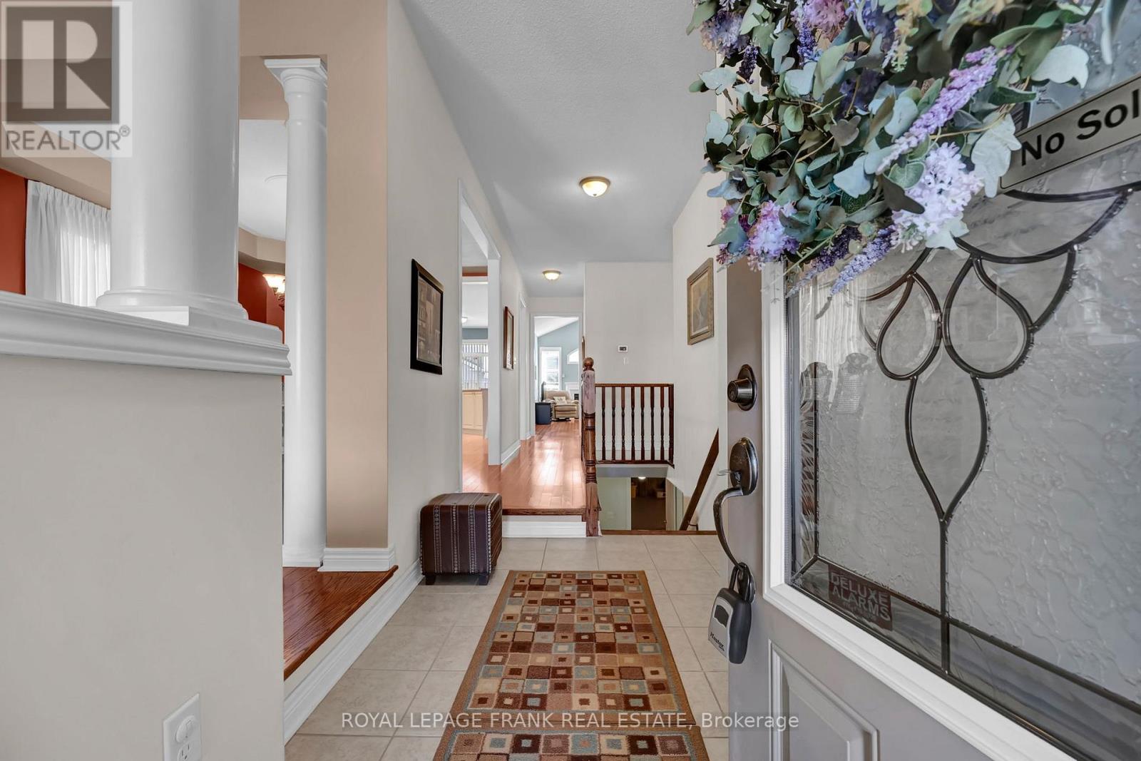 29 ROCKLAND CRESCENT, Whitby (Brooklin), Ontario, L1M0A8 — Photo 2