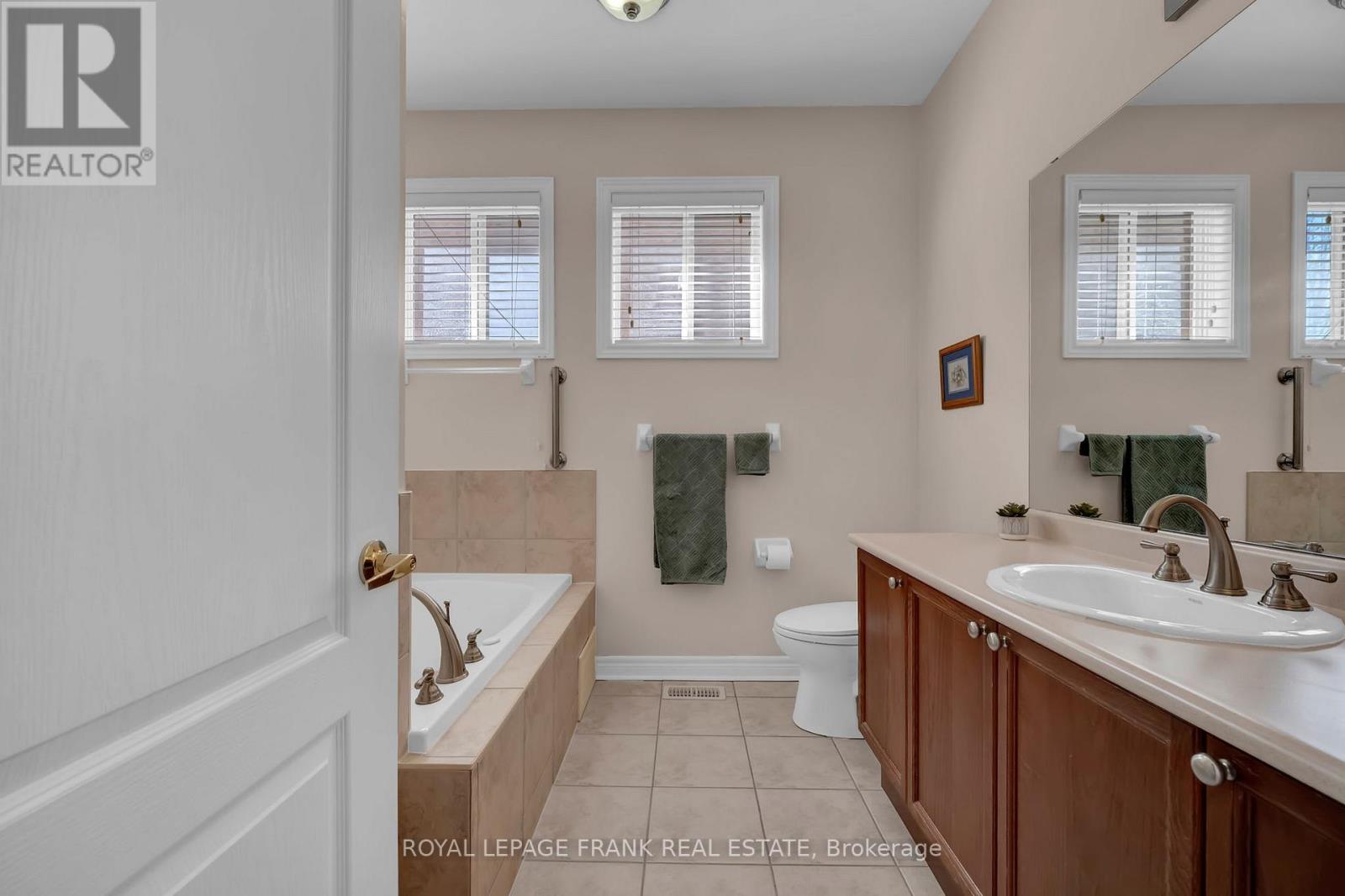 29 ROCKLAND CRESCENT, Whitby (Brooklin), Ontario, L1M0A8 — Photo 23