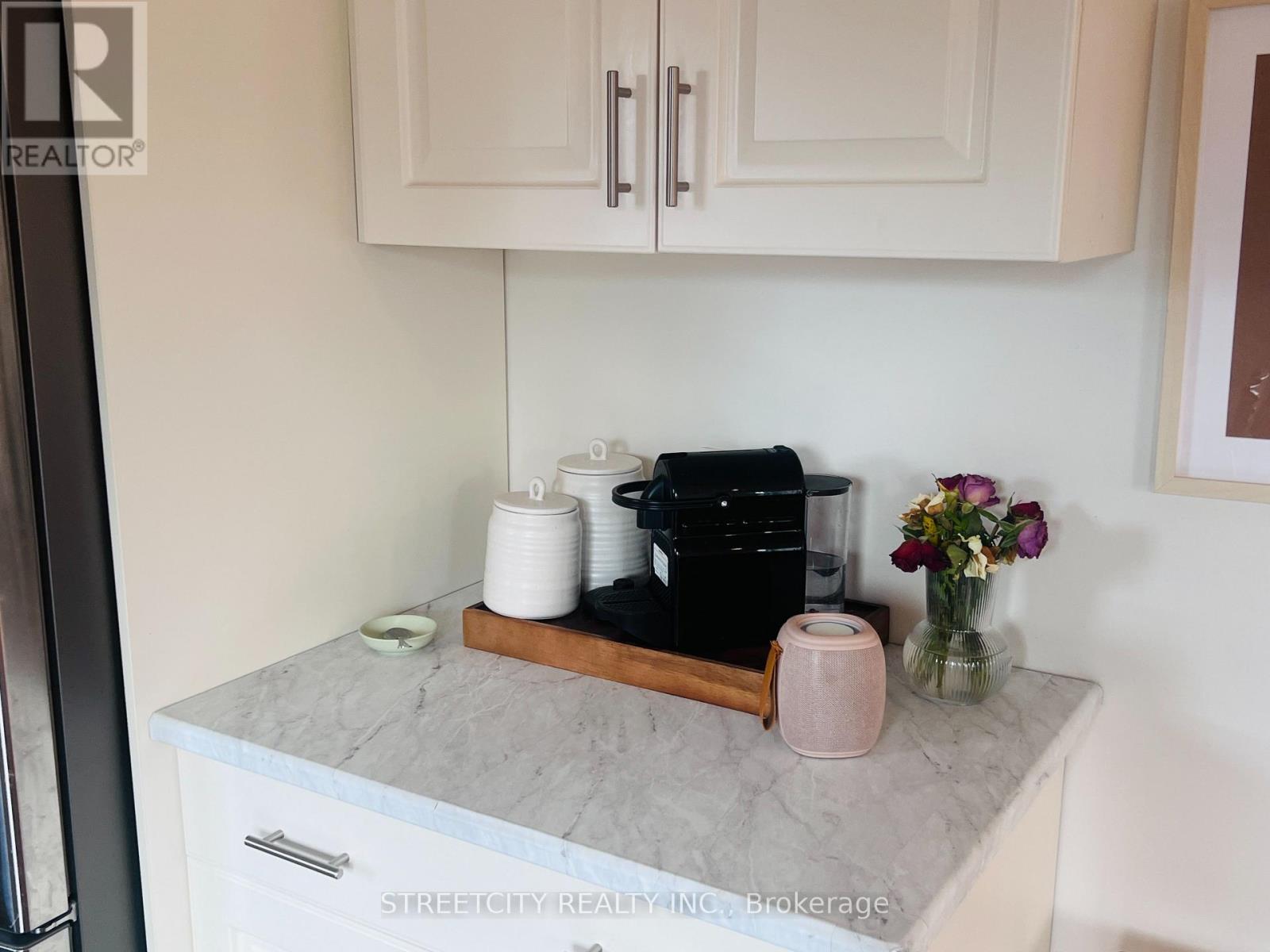 878 ZAIFMAN CIRCLE, London North (North B), Ontario, N5X0M9 — Photo 12