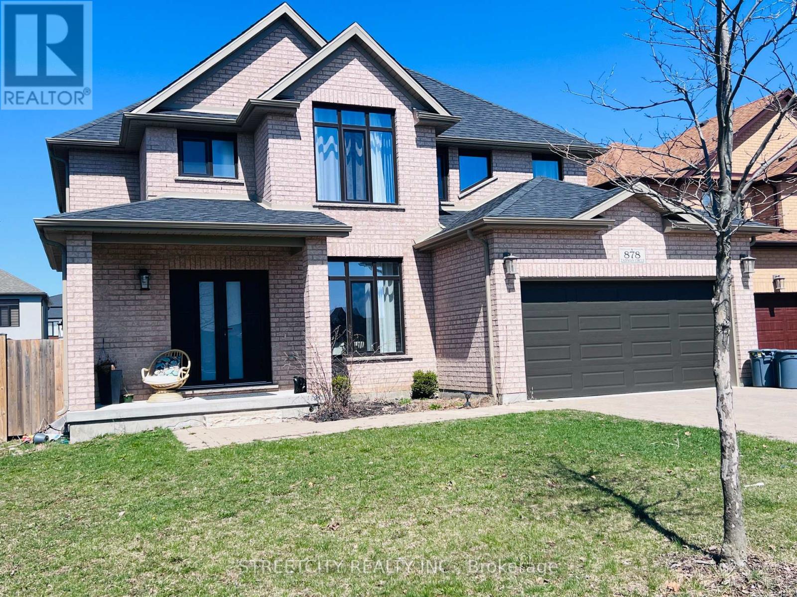 878 ZAIFMAN CIRCLE, London North (North B), Ontario, N5X0M9 — Photo 2