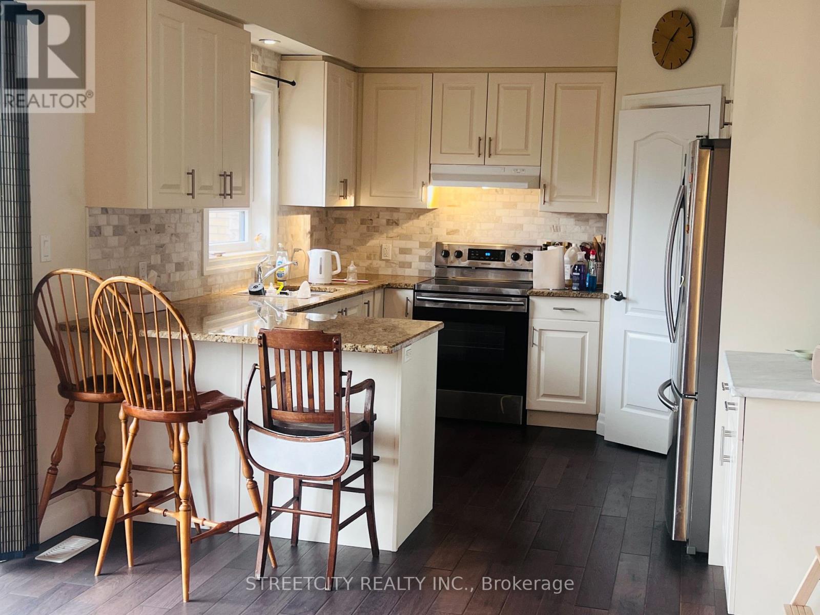 878 ZAIFMAN CIRCLE, London North (North B), Ontario, N5X0M9 — Photo 9