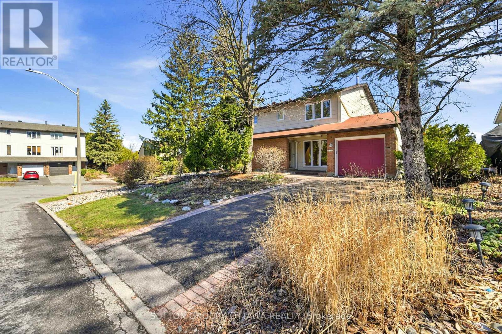 110 PIGEON TERRACE, Ottawa, Ontario, K1V9H7 — Photo 3