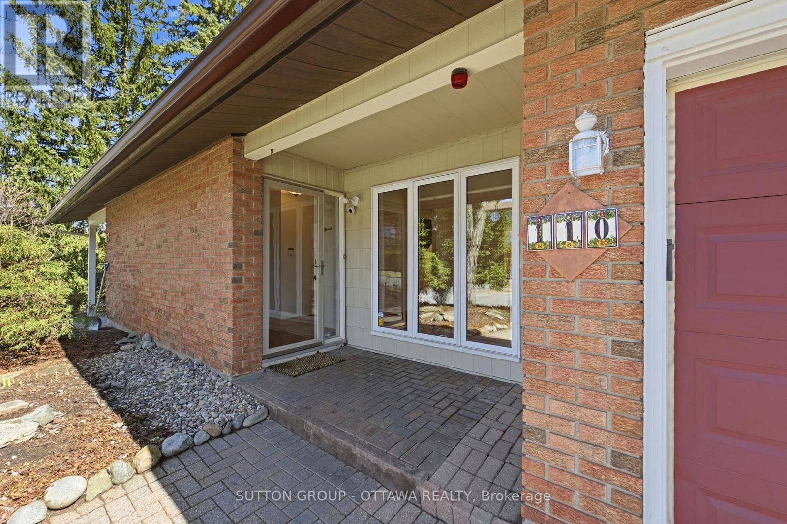 110 PIGEON TERRACE, Ottawa, Ontario, K1V9H7 — Photo 4