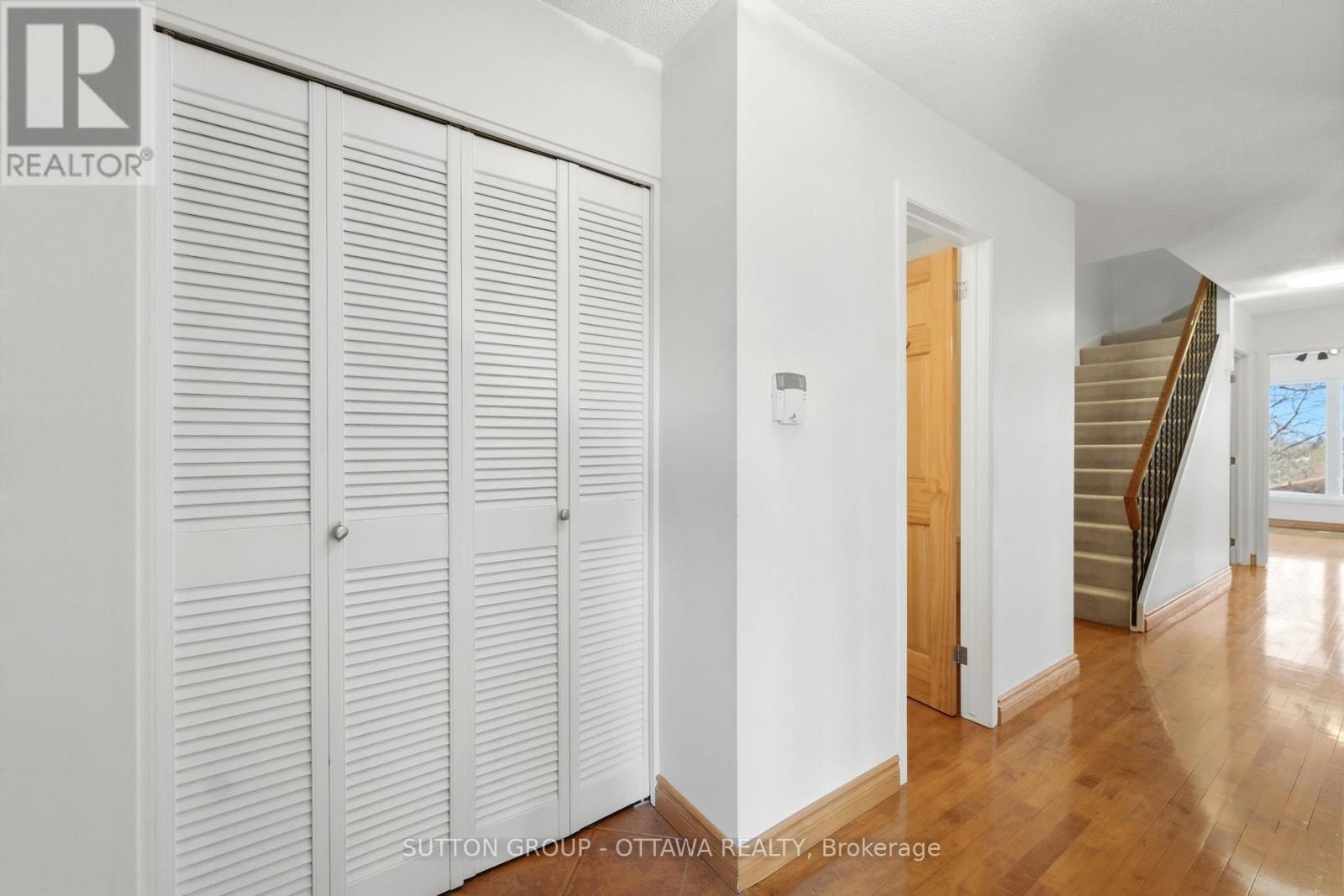 110 PIGEON TERRACE, Ottawa, Ontario, K1V9H7 — Photo 6