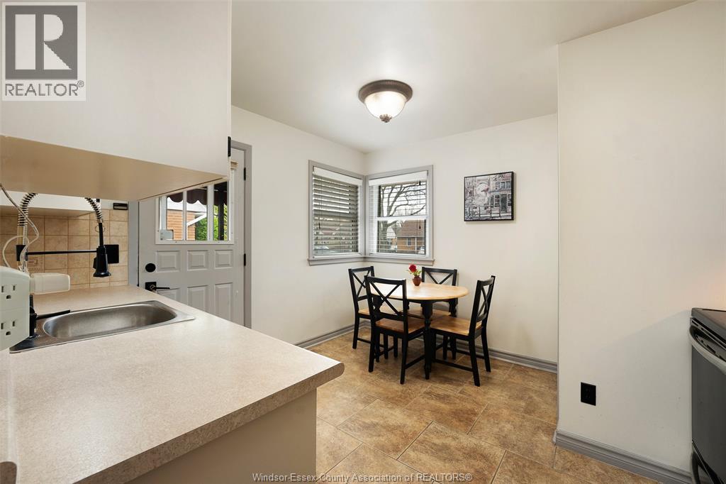 2575 Kildare ROAD, Windsor, Ontario, N8W2Y4 — Photo 7