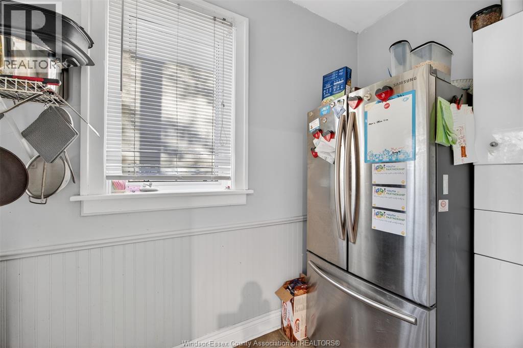 911 Victoria AVENUE, Windsor, Ontario, N9A4N5 — Photo 14