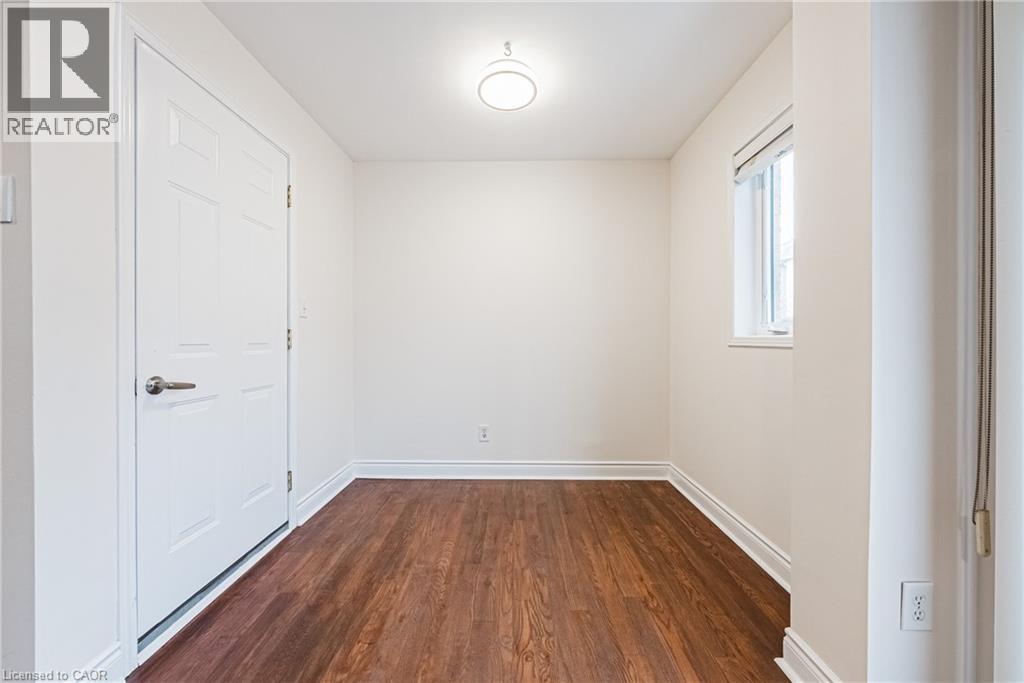 2412 CURTIS Road, Burlington, Ontario, L7L7M3 — Photo 11