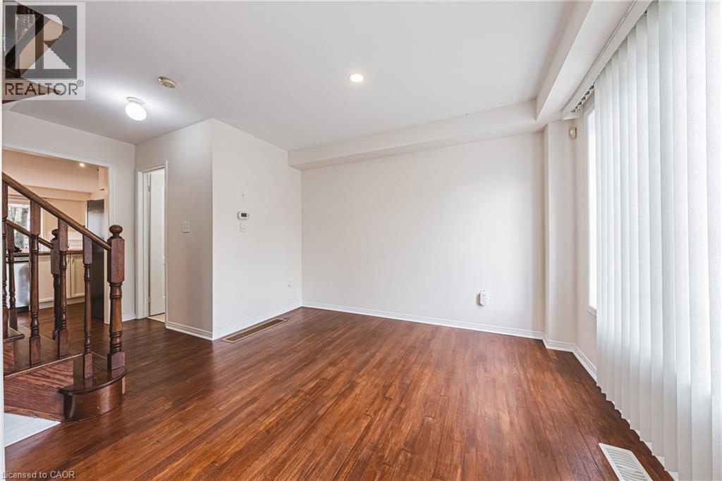 2412 CURTIS Road, Burlington, Ontario, L7L7M3 — Photo 3