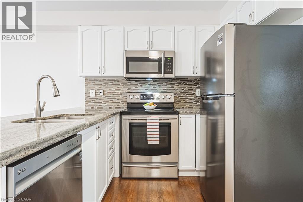 2412 CURTIS Road, Burlington, Ontario, L7L7M3 — Photo 8