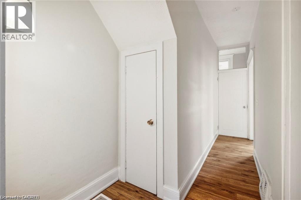 51 SMITH Avenue, Hamilton, Ontario, L8L5P2 — Photo 8