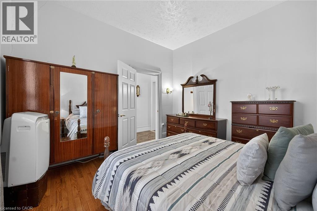 142 RAY Street N, Hamilton, Ontario, L8R2Y2 — Photo 10