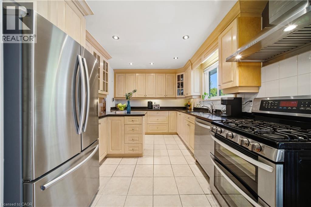 1100 SHAW Street, Oakville, Ontario, L6L2R8 — Photo 12