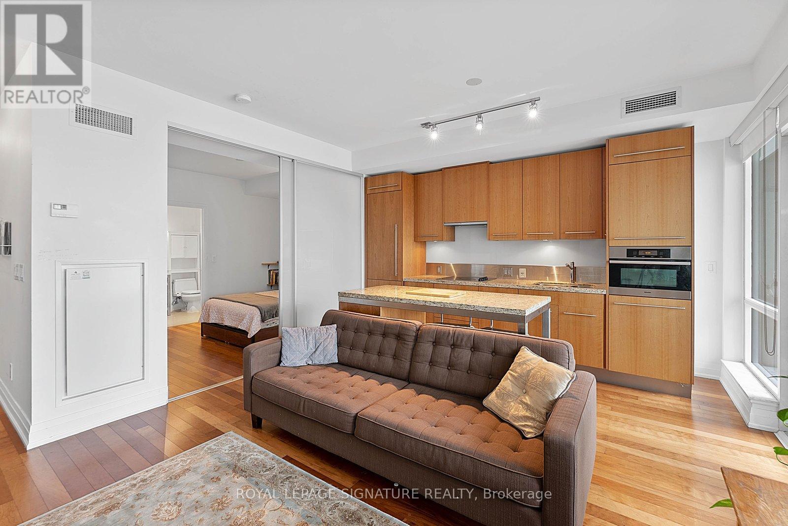 1505 - 80 JOHN STREET, Toronto (Waterfront Communities), Ontario, M5V3X4 — Photo 12