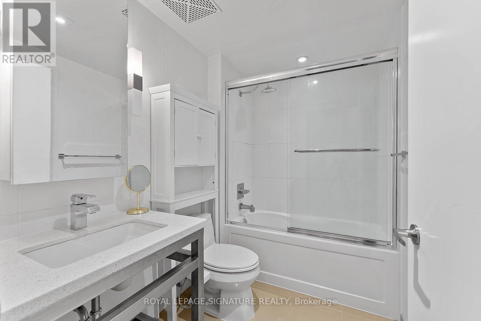 1505 - 80 JOHN STREET, Toronto (Waterfront Communities), Ontario, M5V3X4 — Photo 18