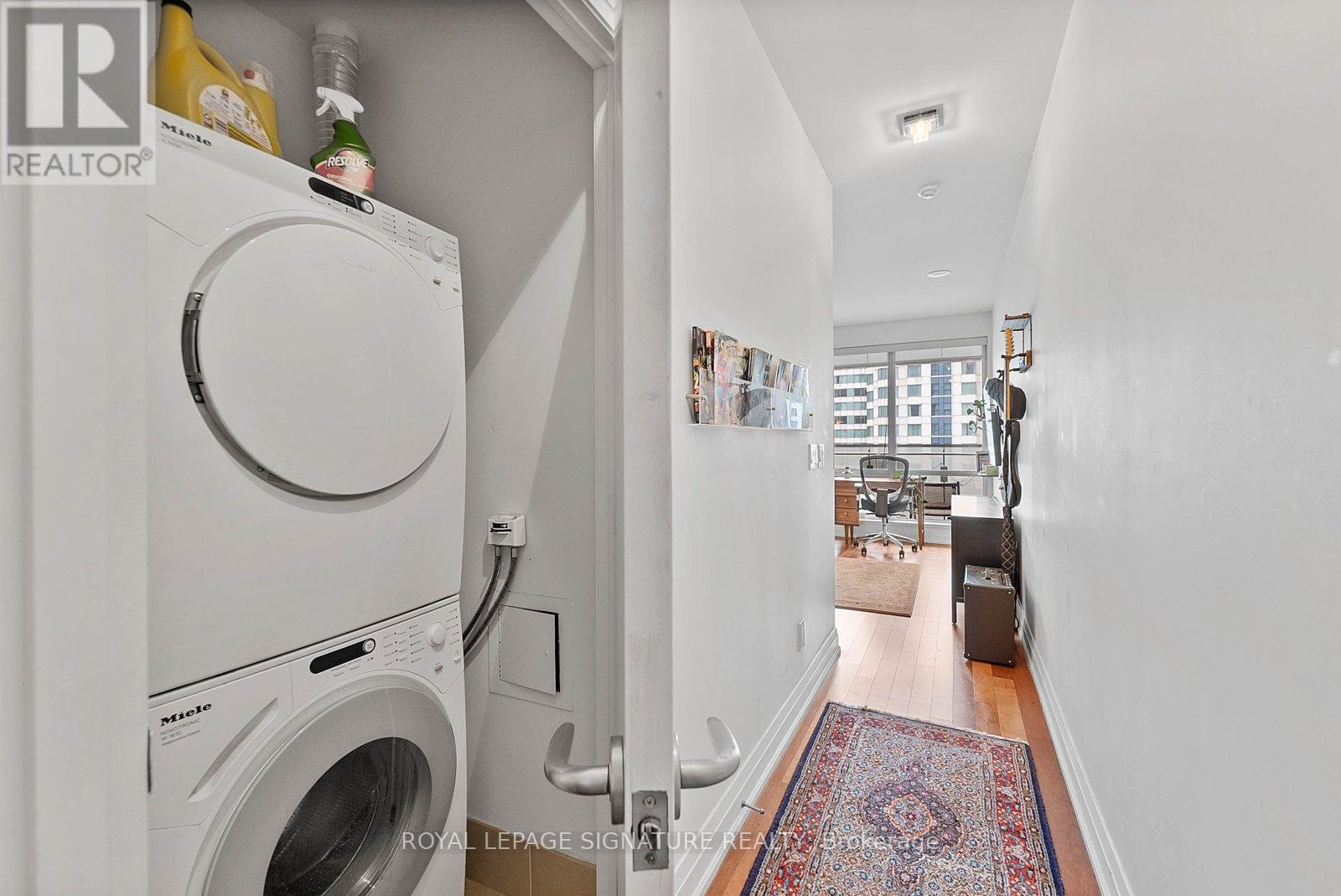 1505 - 80 JOHN STREET, Toronto (Waterfront Communities), Ontario, M5V3X4 — Photo 19