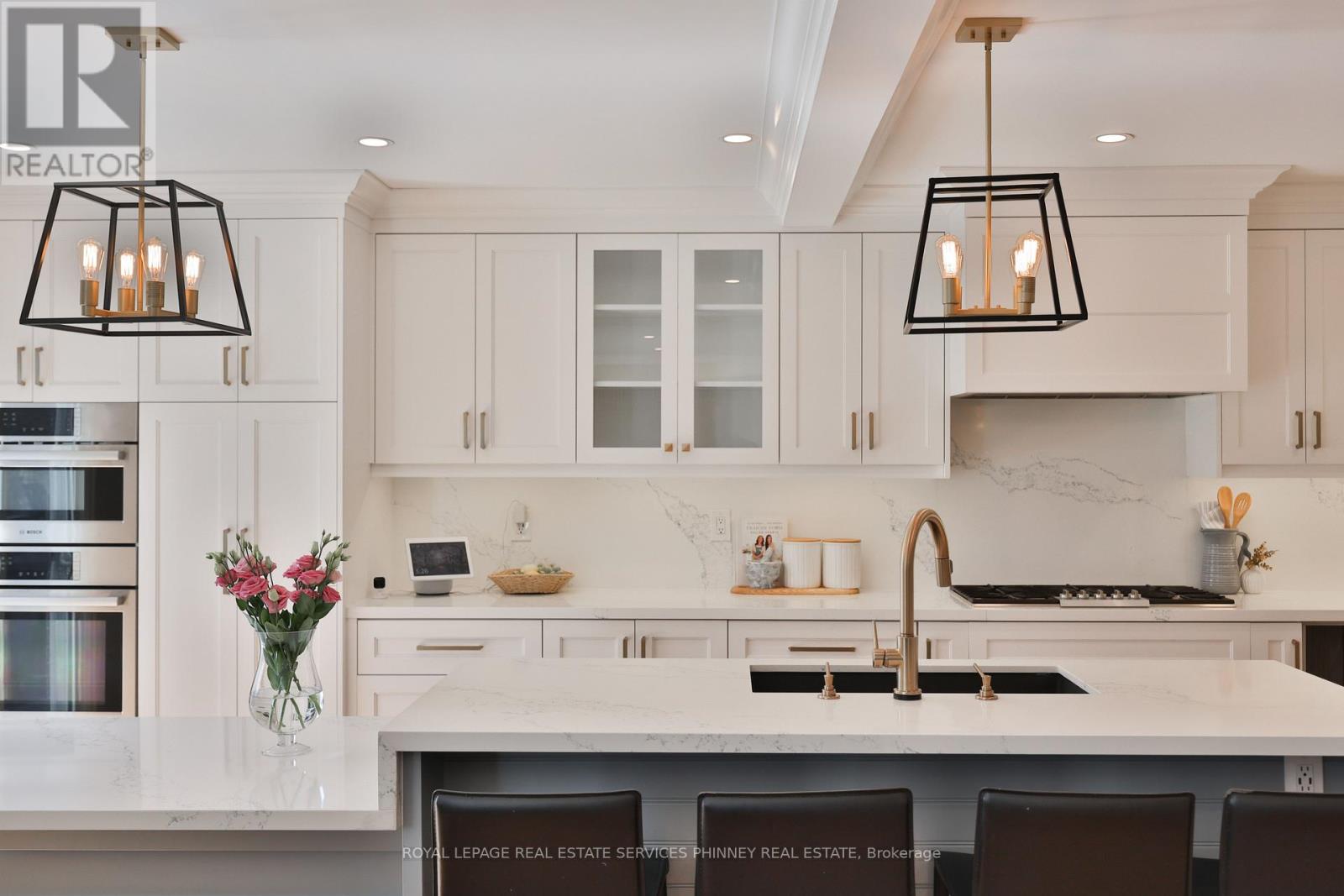 976 SILVER BIRCH TRAIL, Mississauga (Clarkson), Ontario, L5J4S3 — Photo 4