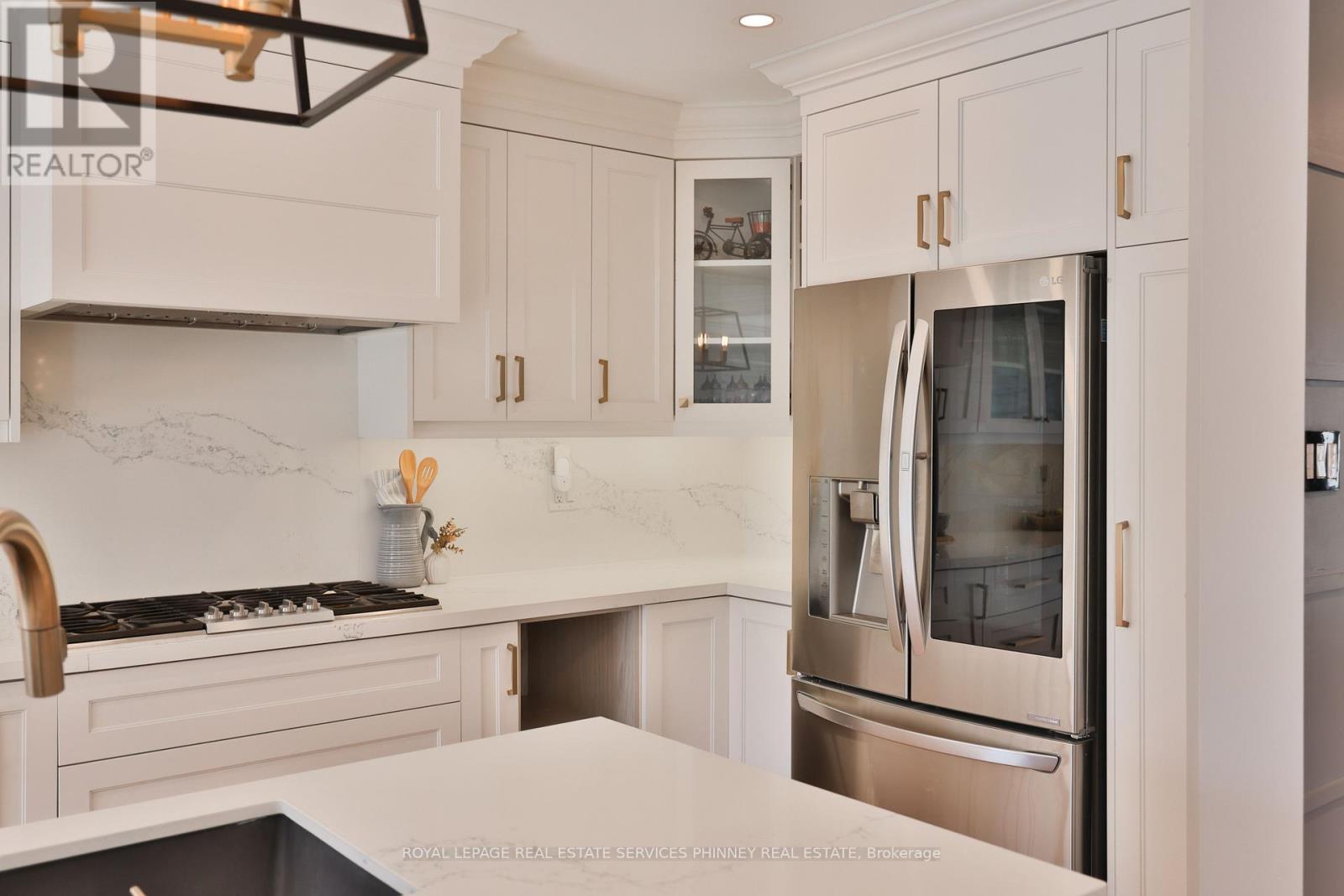 976 SILVER BIRCH TRAIL, Mississauga (Clarkson), Ontario, L5J4S3 — Photo 6