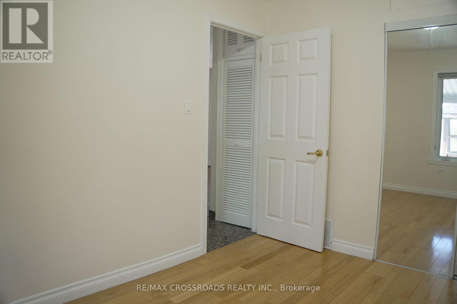 30 HEARST CIRCLE, Toronto (Brookhaven-Amesbury), Ontario, M6M2T7 — Photo 12