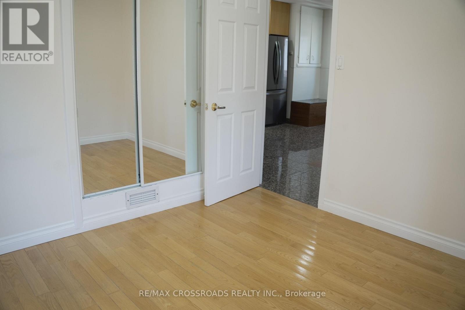 30 HEARST CIRCLE, Toronto (Brookhaven-Amesbury), Ontario, M6M2T7 — Photo 14