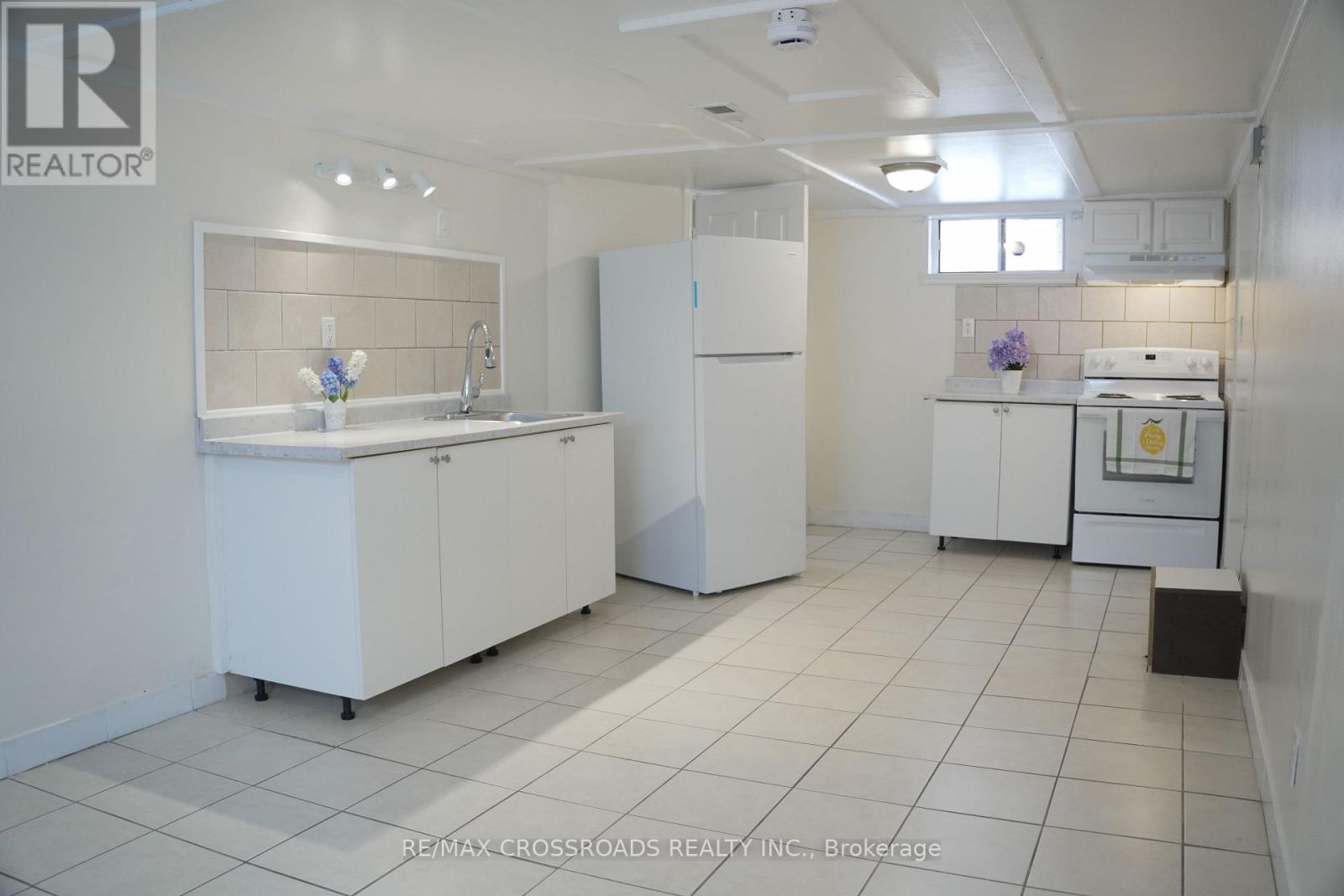 30 HEARST CIRCLE, Toronto (Brookhaven-Amesbury), Ontario, M6M2T7 — Photo 17