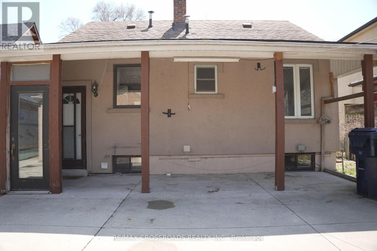 30 HEARST CIRCLE, Toronto (Brookhaven-Amesbury), Ontario, M6M2T7 — Photo 6