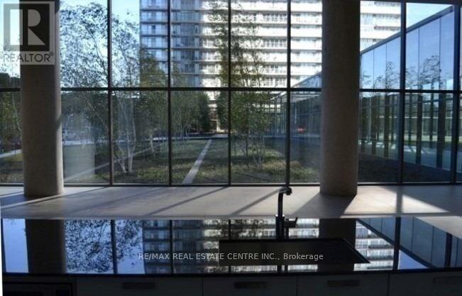 1010 - 105 THE QUEENSWAY, Toronto (High Park-Swansea), Ontario, M6S5B5 — Photo 9