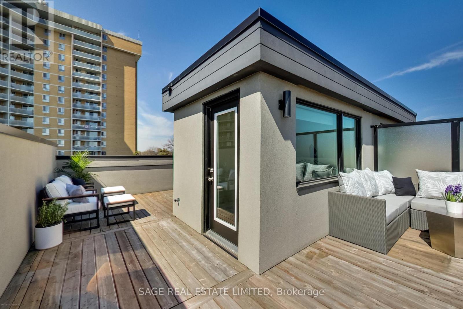 66 PONY FARM DRIVE, Toronto (Willowridge-Martingrove-Richview), Ontario, M9R0B3 — Photo 25