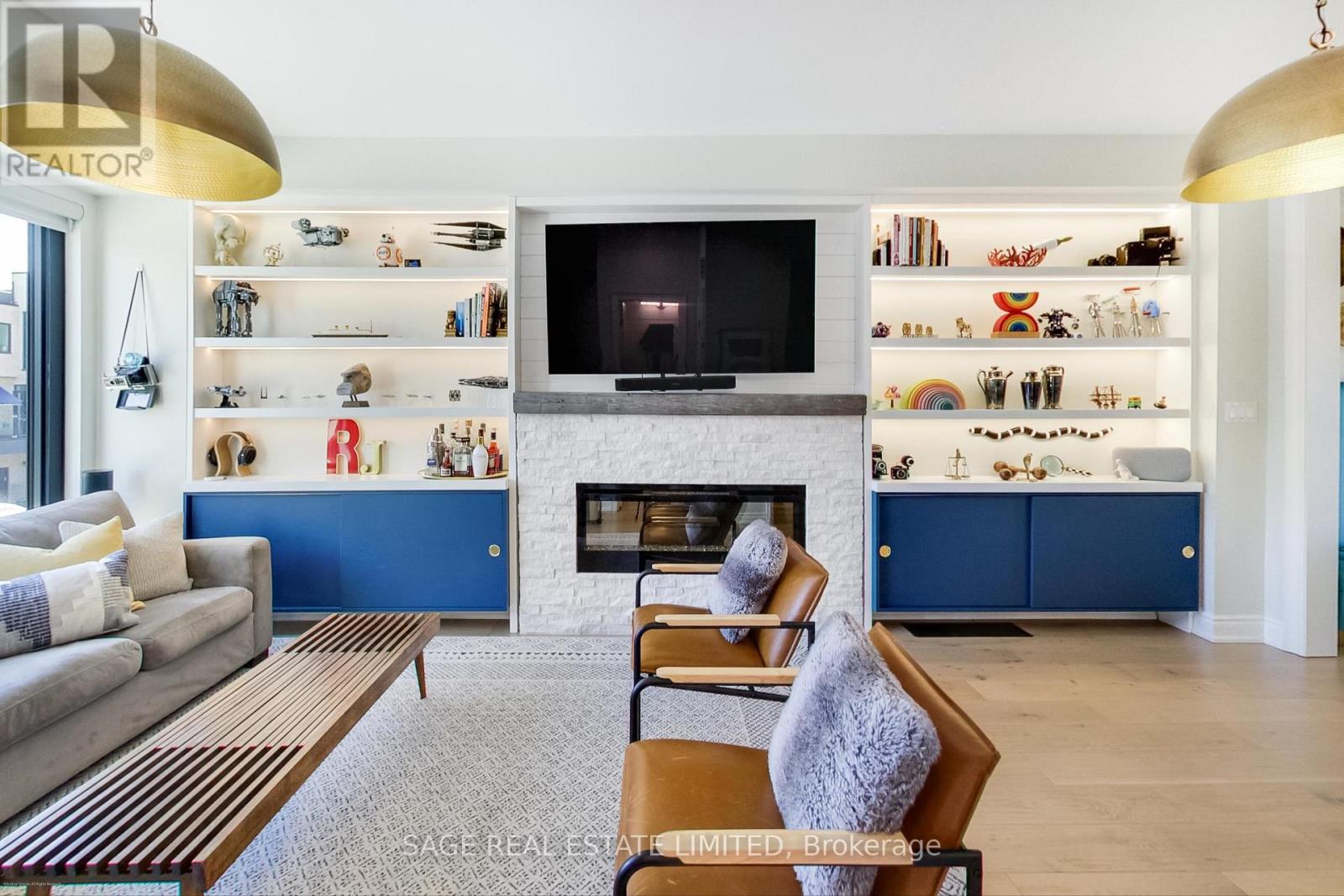 66 PONY FARM DRIVE, Toronto (Willowridge-Martingrove-Richview), Ontario, M9R0B3 — Photo 3