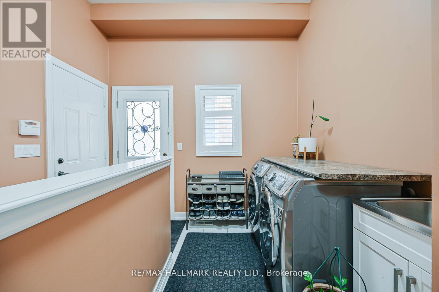 46 LISSON CRESCENT, Brampton (Credit Valley), Ontario, L6X0Y9 — Photo 45