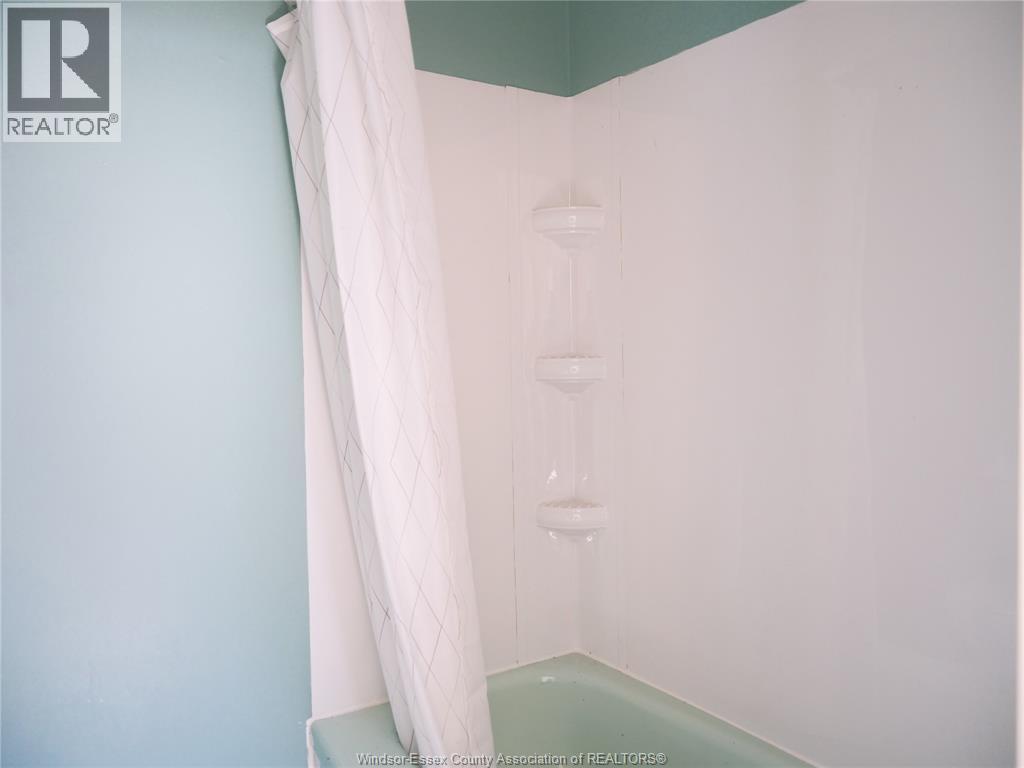 1050 Drouillard, Windsor, Ontario, N8Y2P8 — Photo 10
