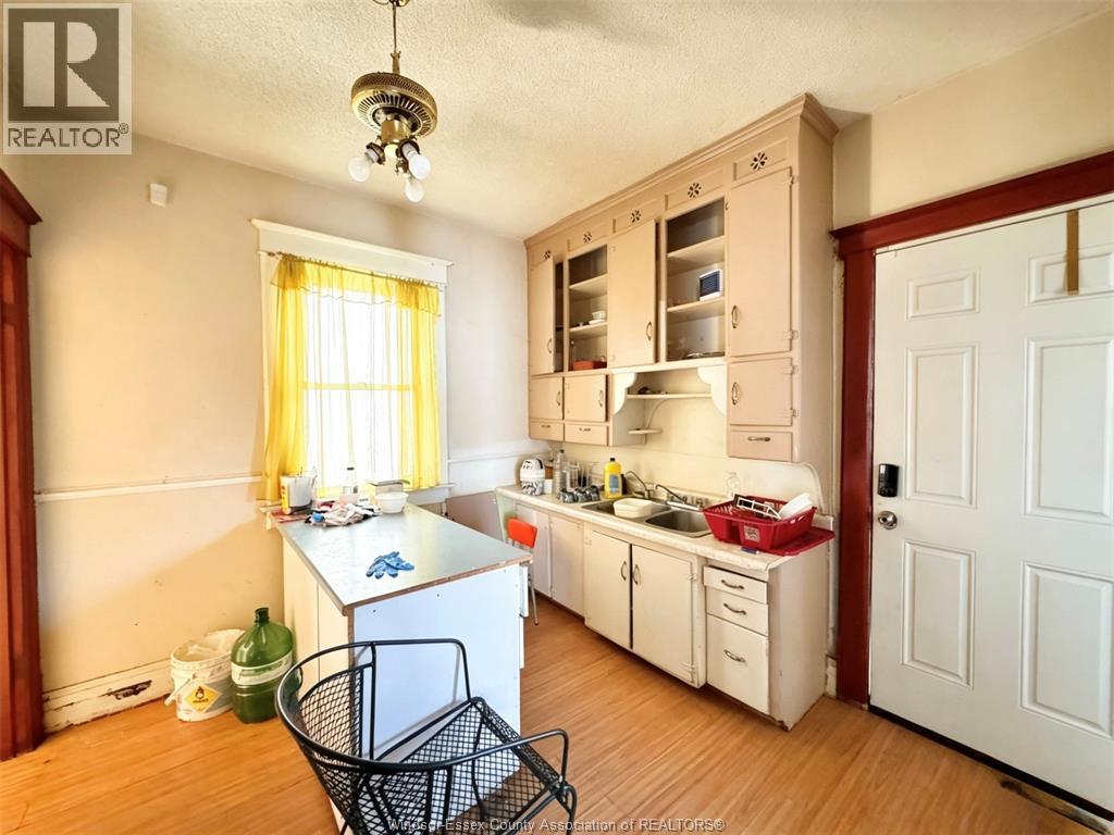 1050 Drouillard, Windsor, Ontario, N8Y2P8 — Photo 13