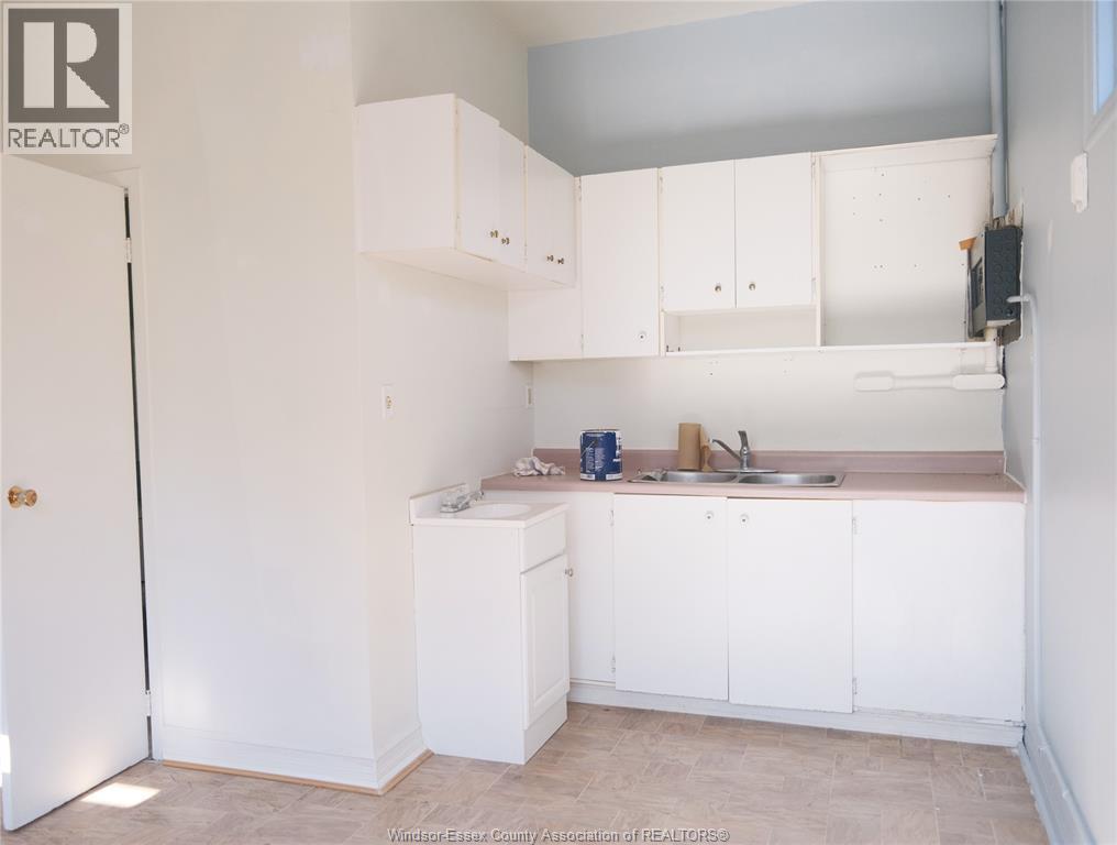 1050 Drouillard, Windsor, Ontario, N8Y2P8 — Photo 8