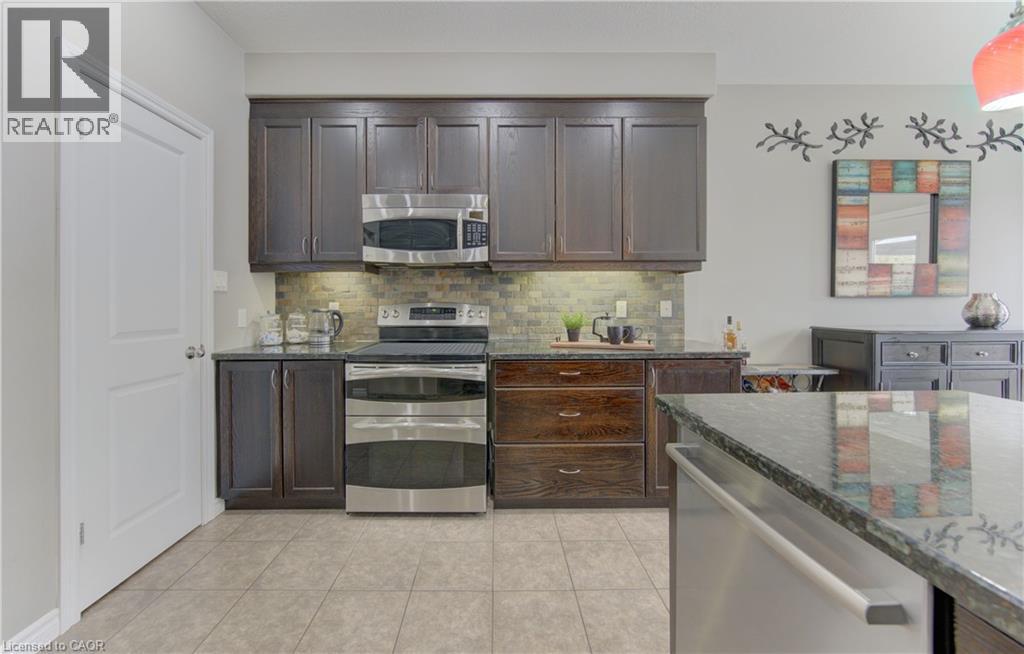 64 WALTER PERRY Place, New Hamburg, Ontario, N3A0B4 — Photo 18