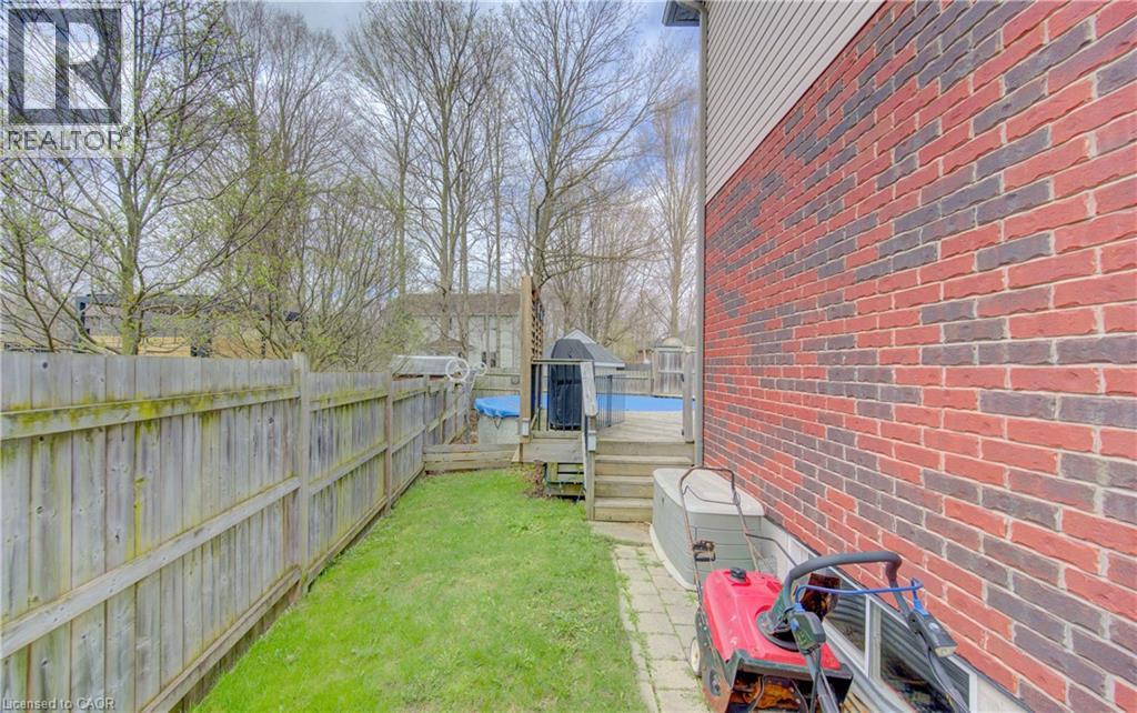 64 WALTER PERRY Place, New Hamburg, Ontario, N3A0B4 — Photo 37