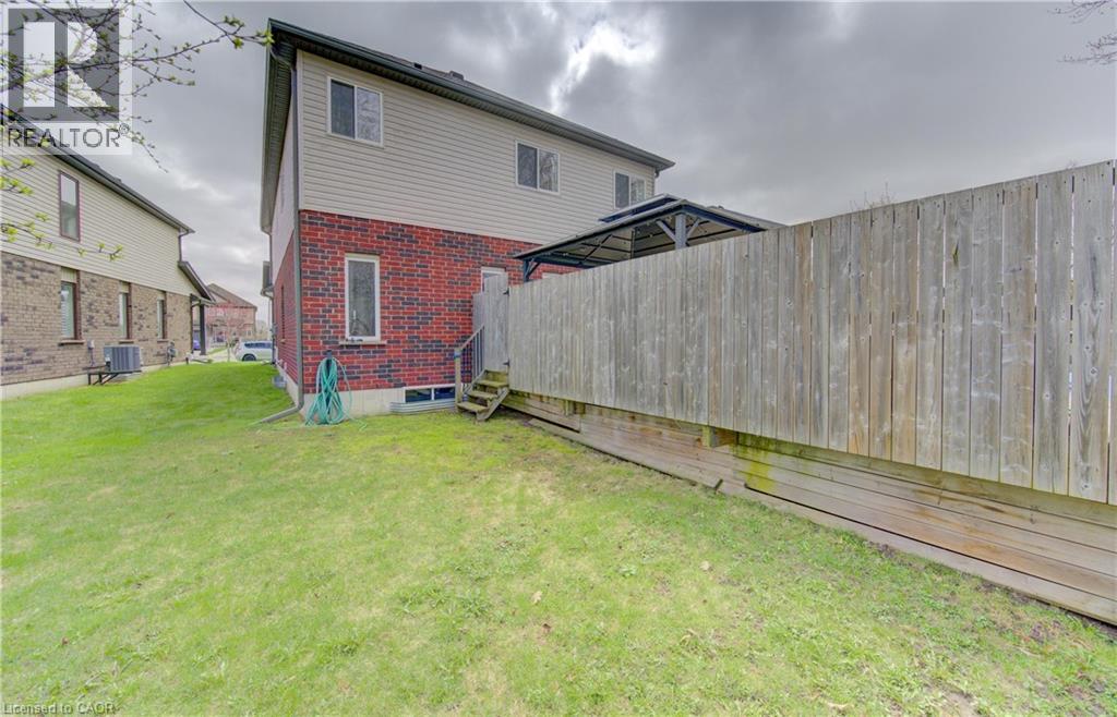 64 WALTER PERRY Place, New Hamburg, Ontario, N3A0B4 — Photo 39