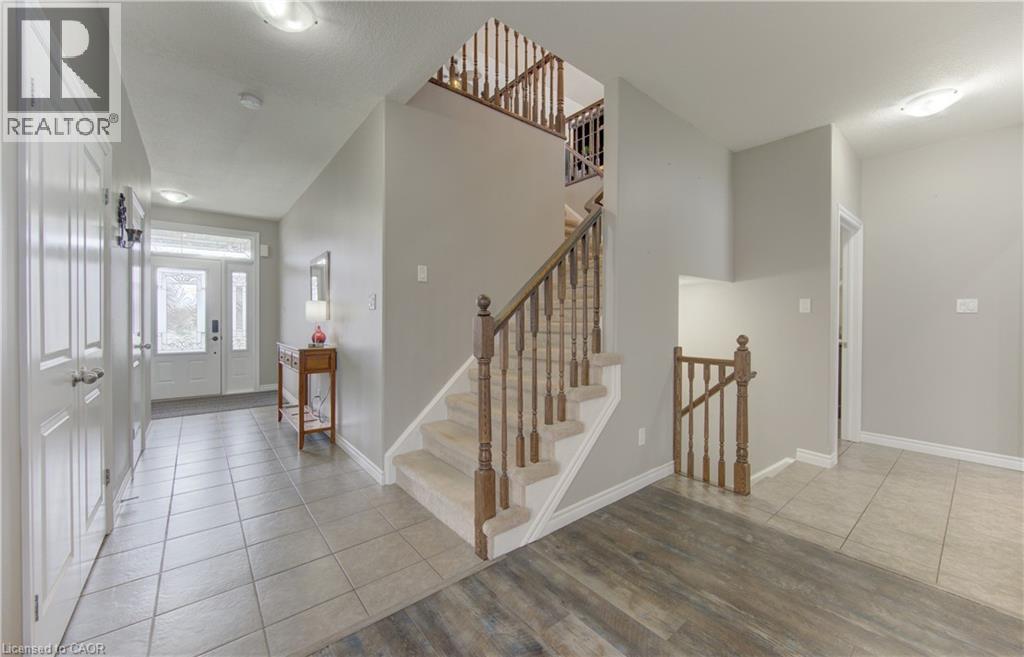 64 WALTER PERRY Place, New Hamburg, Ontario, N3A0B4 — Photo 6