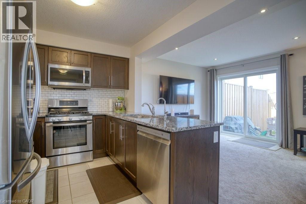 80 MIRANDA Path, Elmira, Ontario, N3B1N3 — Photo 10