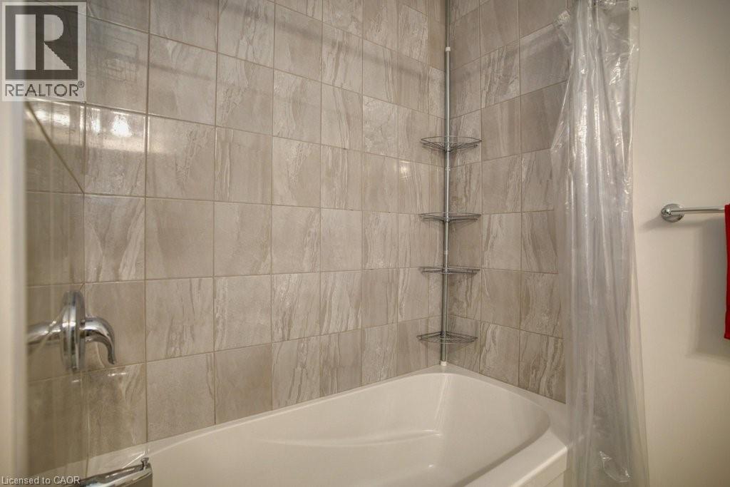 80 MIRANDA Path, Elmira, Ontario, N3B1N3 — Photo 24