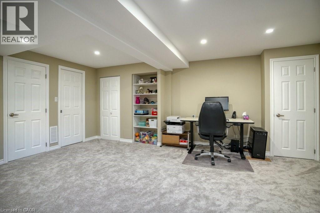 80 MIRANDA Path, Elmira, Ontario, N3B1N3 — Photo 33